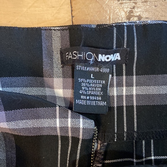 Fashion nova, large size black and white checkered pants. - Picture 2 of 2